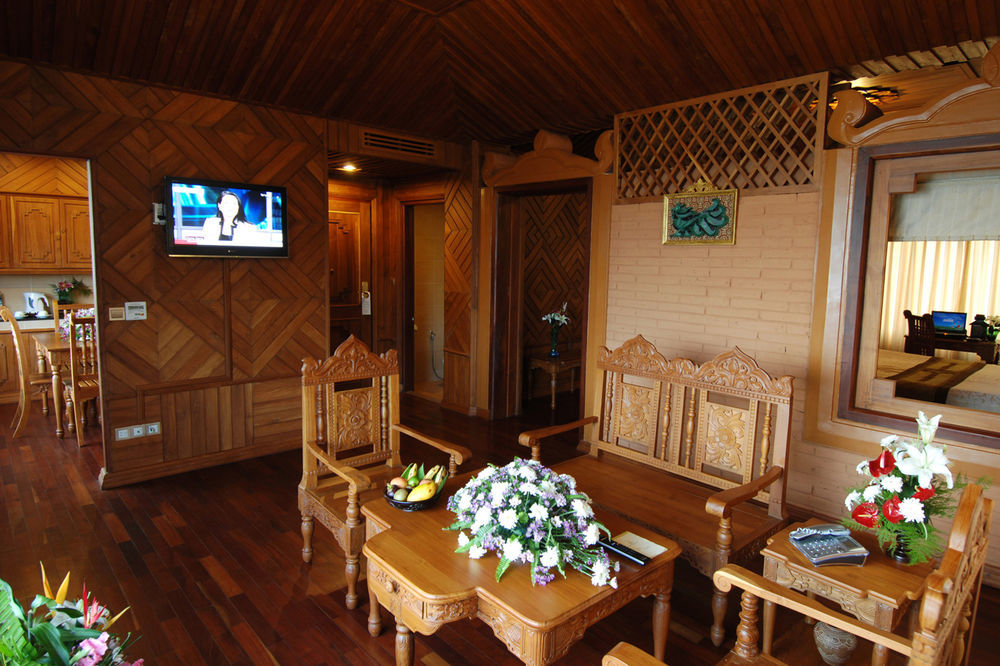 Kma Kaytumadi Hotel Taungoo Exterior foto